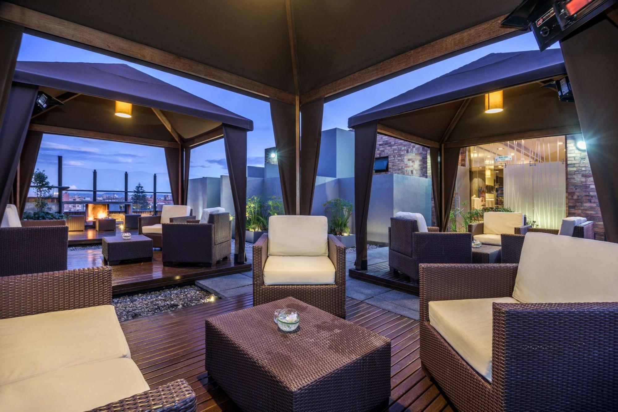 Nh Collection Bogota Andino Royal Hotel Luaran gambar Sky Bar