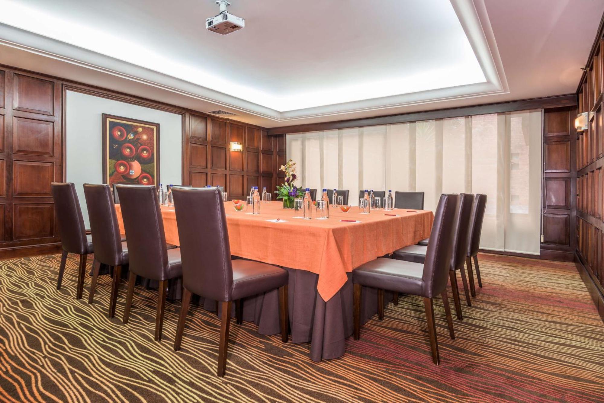 Nh Collection Bogota Andino Royal Hotel Luaran gambar Meeting room